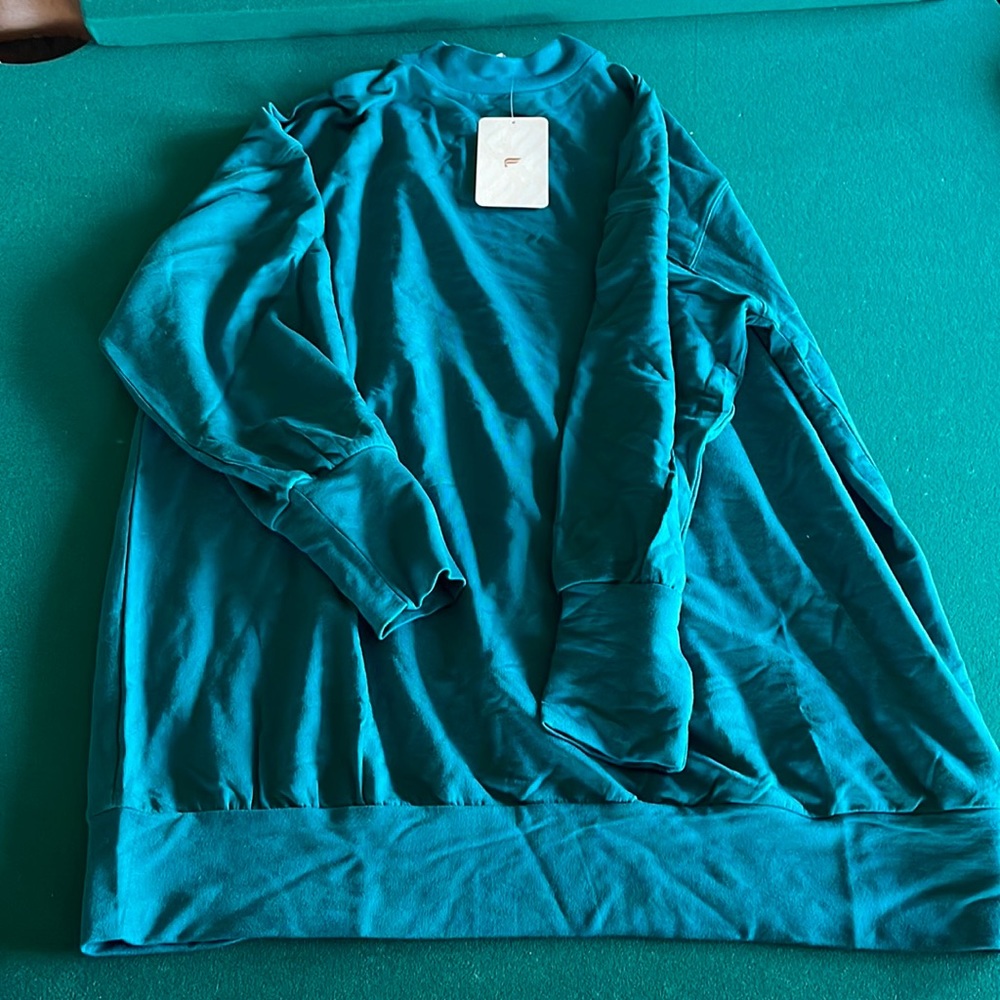 Never worn Fabletics top!